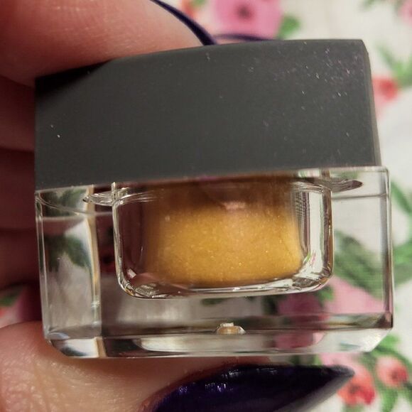 Other - Lique Cheek and Eye lid Powder Lust